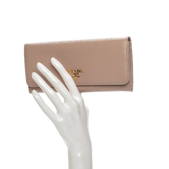 🔥🔥Authentic Prada Vitello Leather Continental Flap Wallet - Full Inclusion!! - Picture 5 of 17